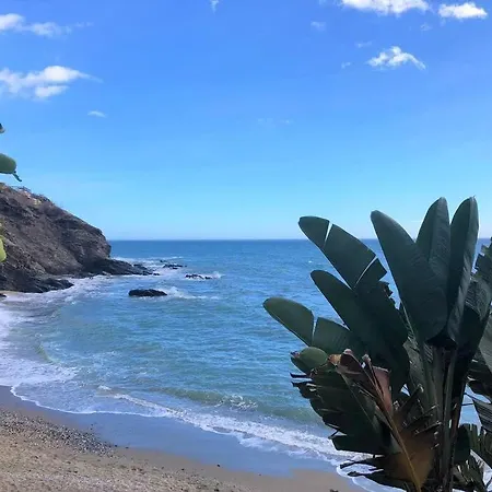Don Gustavo 2 Bedroom Front Apt, Sea Views *
